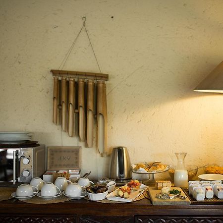 50 On Shepherd Boutique Guest House Sandton Ngoại thất bức ảnh