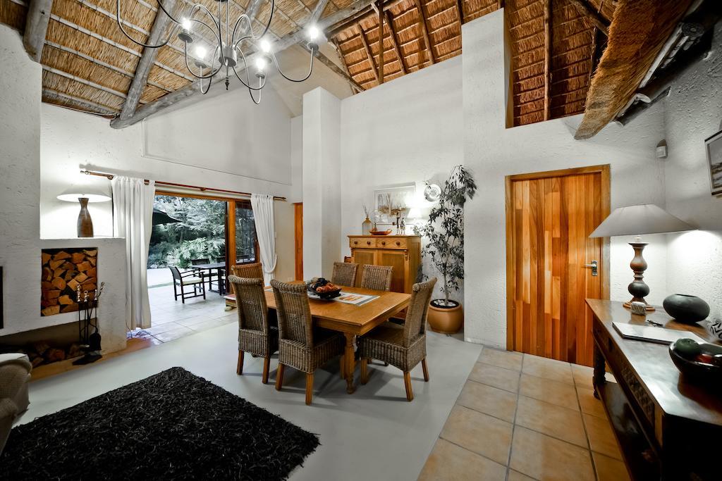 50 On Shepherd Boutique Guest House Sandton Ngoại thất bức ảnh