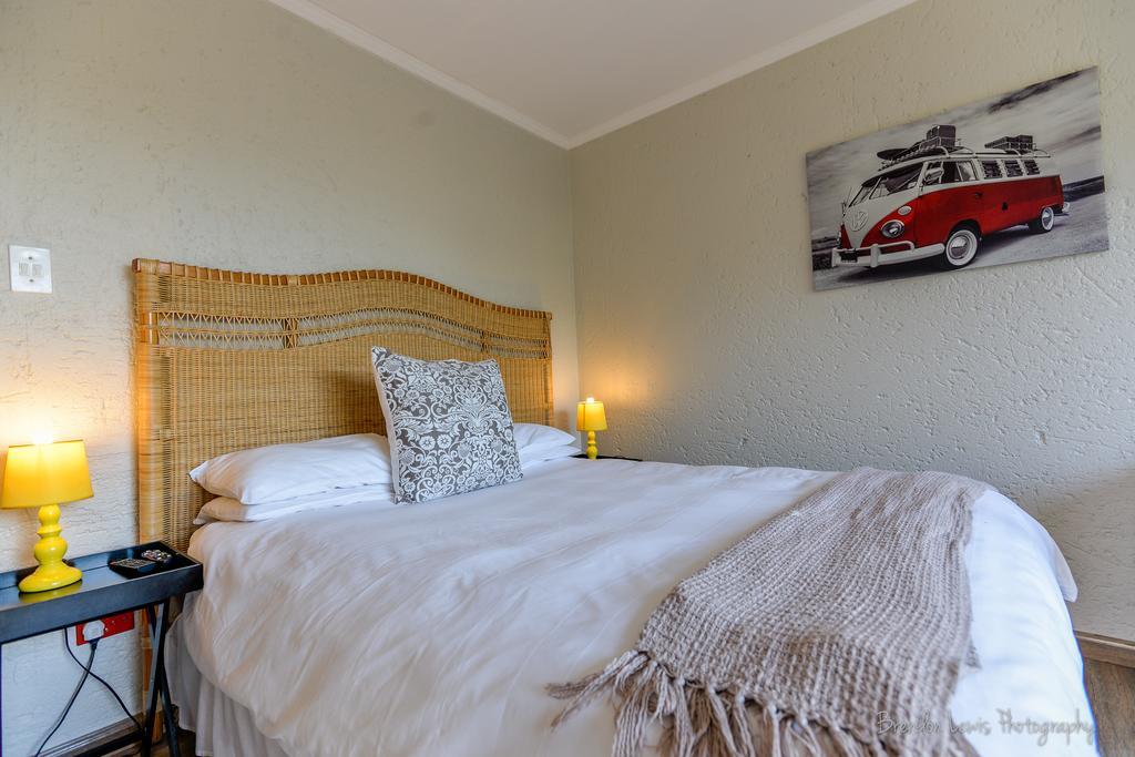 50 On Shepherd Boutique Guest House Sandton Ngoại thất bức ảnh