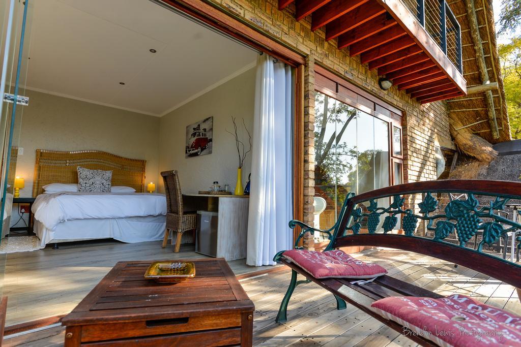 50 On Shepherd Boutique Guest House Sandton Ngoại thất bức ảnh